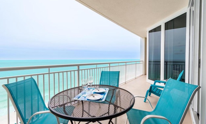 Navarre Beach Apartment | Sunsational Pearl of the Sea