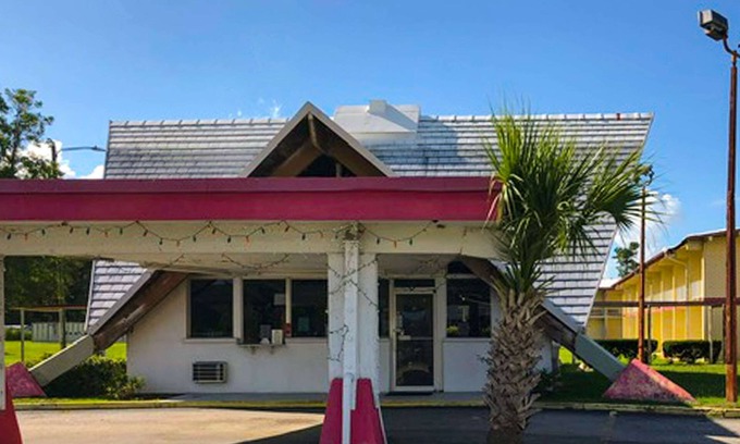 Summerton Hotel | Sunset Inn Manning