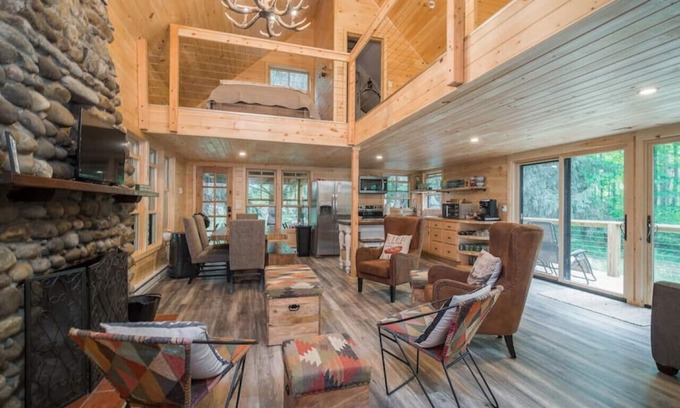 Ripley Ski Chalet | Sunset Lake Cabin in Ripley, NY