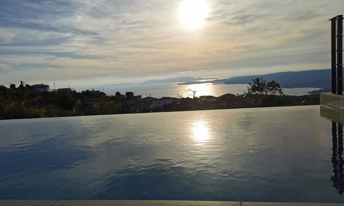 Pylos-Nestoras Apartment | Sunset Luxury Villa Akritochori