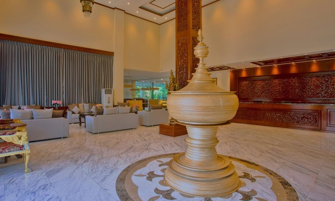 Mandalay Hotel | Sunset Palace View Suites