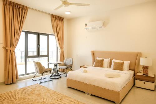 Al Hamra House | Sunset Sky