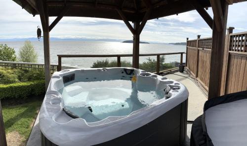 Selma Park House | Sunset Suite - Beach Hideaway