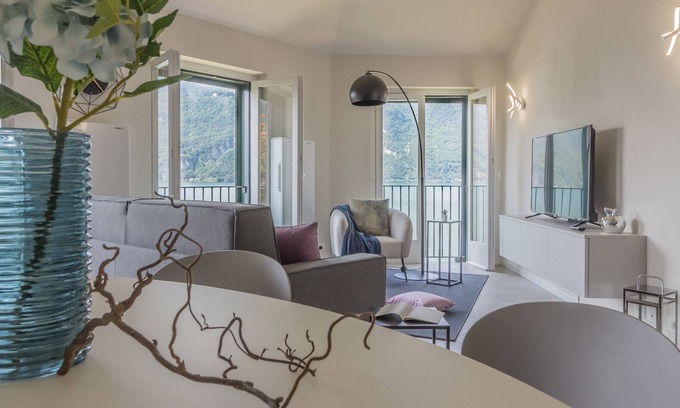 Lierna Apartment | Sunset View Lierna varennaholidays