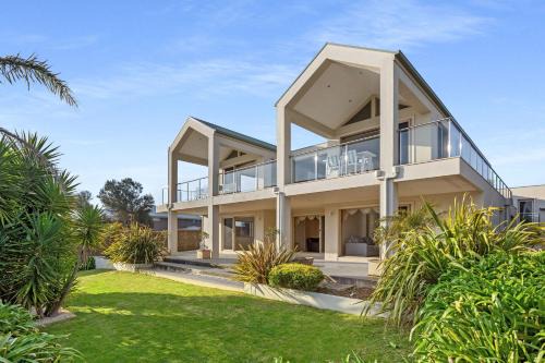 Mount Martha House | Sunset View Luxury 4 Bedrooms With Sauna