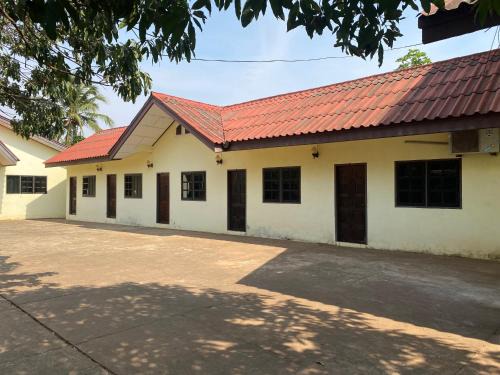 Pakse House | SUNTIPHAB guest House