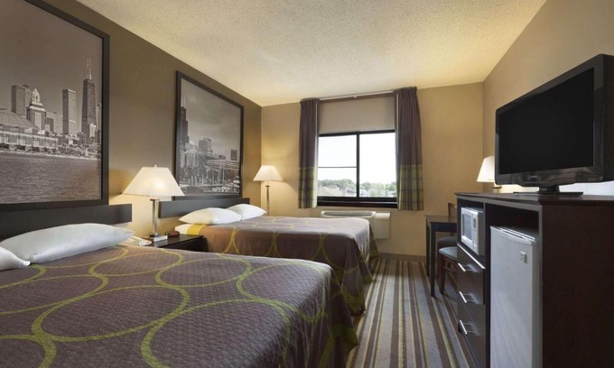 Bridgeview Hotel | Super 8 by Wyndham Bridgeview/Chicago Area
