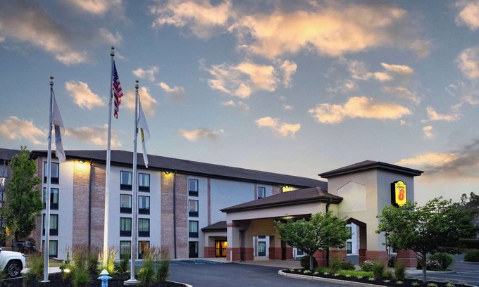 Mount Laurel Hotel | Super 8 by Wyndham Mount Laurel