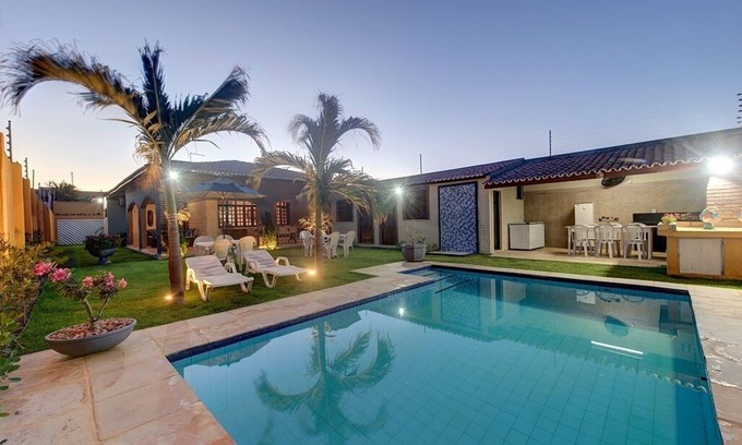 Porto das Dunas House | SUPER COZY-8 suites w/SPLIT-28 people-BEACH PARK - CE BEACH FARM