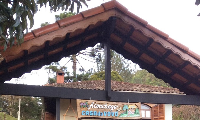 Maringa House | Super cozy house, 1.5Km Gastronomic Center Vila de Maringá MG - Downtown
