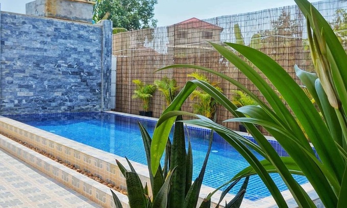 Siem Reap Hotel | SUPER FRIENDLY CHILLED OUT AND RELAXED CLOSE TO EVERYTHING BUT SILENT