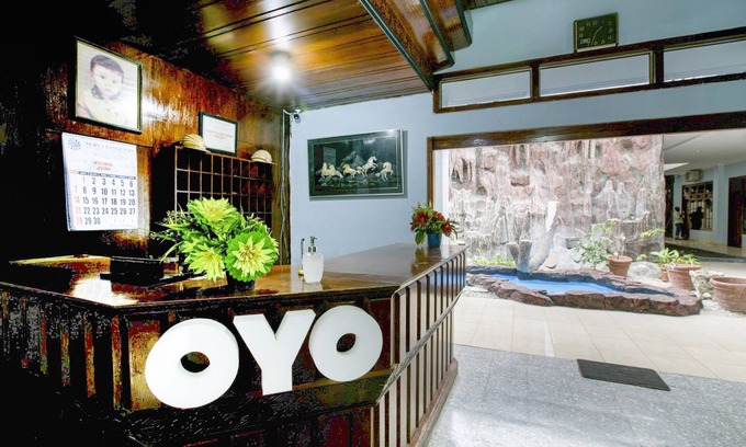 Kupang Hotel | Super OYO 2320 Hotel Charvita