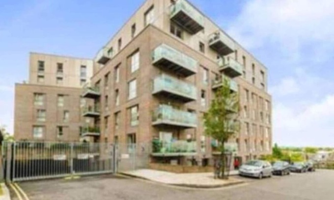 Woodberry Down Apartment | Superb 2 bedroom apartment with free Parking in London