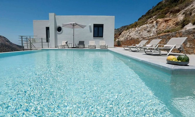 Vrachasi Villa | Superb 5BR Villa Perfect View at Crete