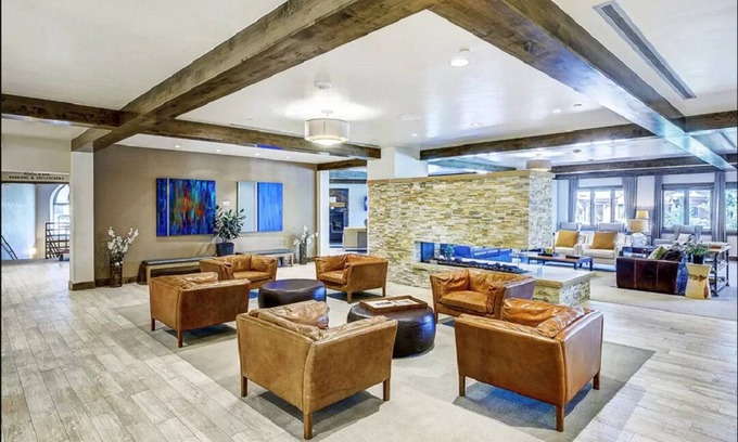 Highlands Townhomes Condo | Superb Location with all the comforts of home