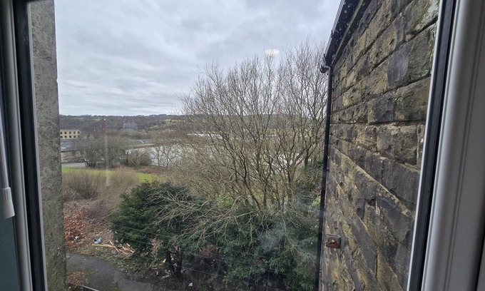 Brierfield Apartment | Superior Double Room Ensuite with Shower Room 6