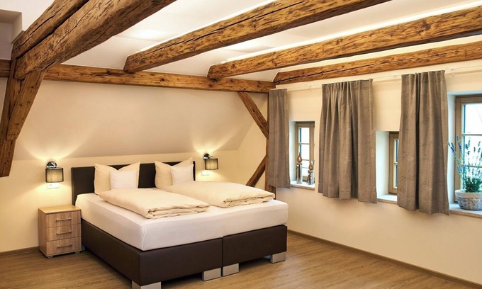 Neustadt an der Donau Apartment | Superior room "Herzog-Ludwig" (40sqm) for up to 4 people