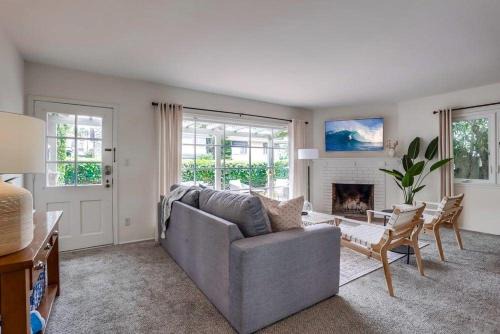 Beach Barber Tract House | Surf Shack 1