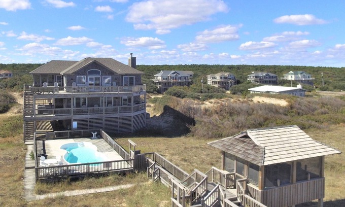 Carova Beach House | SURF VIEWS from this BEAUTIFULLY maintained OCEANFRONT