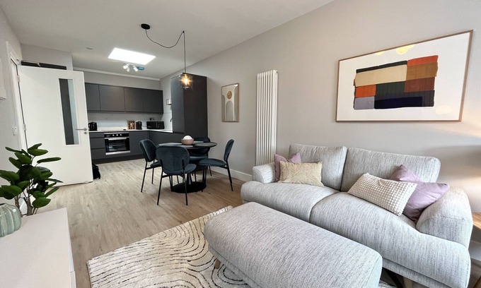Temple Bar Apartment | Sutcliffe House 1