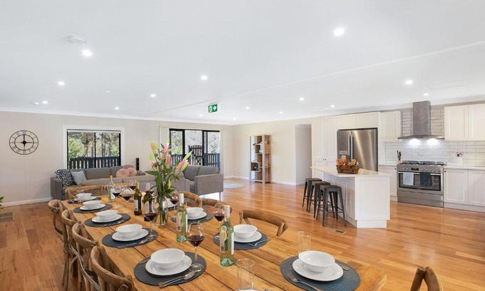 Sutton Forest House | Sutton Forest Retreat - Sophie's Farmhouse