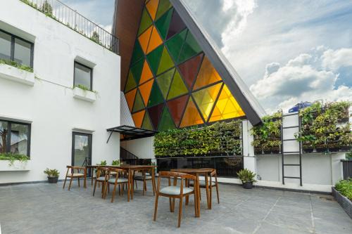 Pondok Gede Hotel | Svarnabumi Hotel
