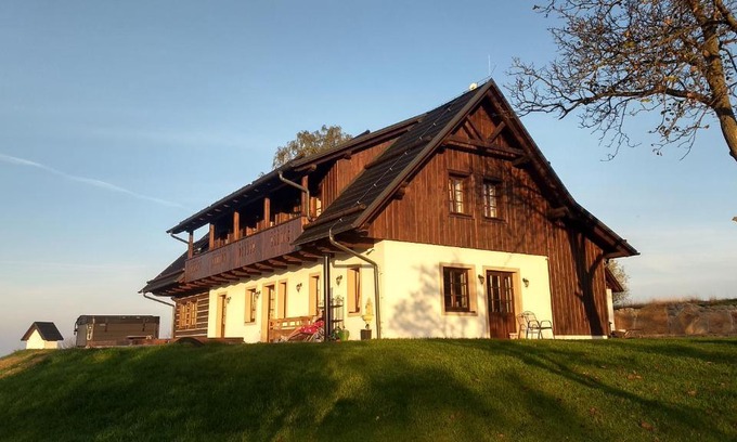 Mirova pod Kozakovem House | Svatá Panna