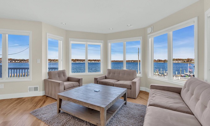 Neptune City House | Sweeping Water Views, Private heated pool 2BR, 2.5BA bathrooms renovated for '23