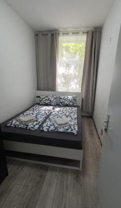 Simmering Apartment | Sweet 5BR shared Apt next to Enkplatz U3