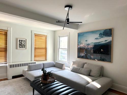 East Norwalk Apartment | Sweet Escape, 2BR apt in BEACH community, Only 1 hr to NYC!