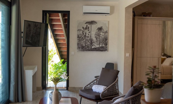 Anse de Lorient Apartment | Sweet Hill Studio Bali