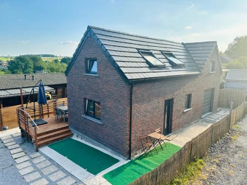 Froidchapelle House | Sweet Home