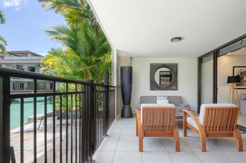 Port Douglas Apartment | Swim-out Tropical Getaway by Four Mile Beach