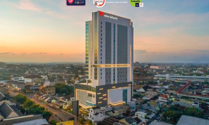 Banjarsari Hotel | Swiss-Belhotel Solo
