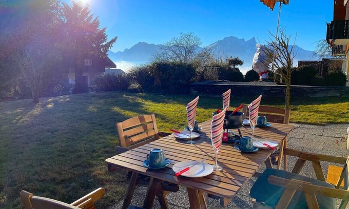 Goldiwil Apartment | SwissHut Stunning Views Alps - Apart. Aeschlen Down