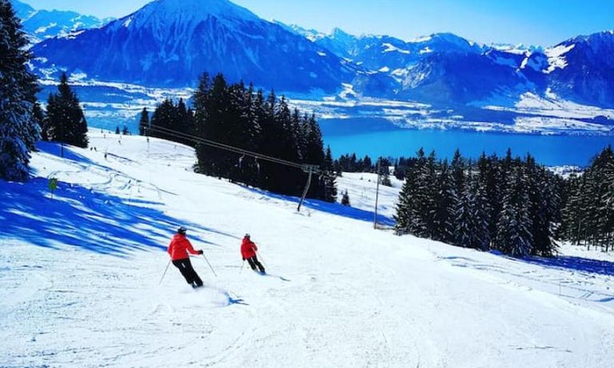 Beatenberg Apartment | SwissHut Stunning Views Alps - Apart. Mungge