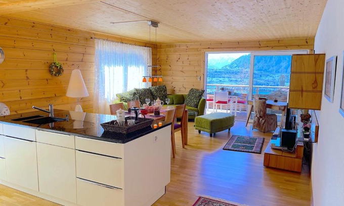 Sigriswil Apartment | SwissHut Stunning Views Alps Lake - Apart. Felden