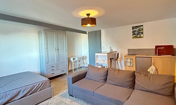 Gueret Apartment | T1 à Louer Centre Ville de Guéret Pouvant Accueillir 4 Personnes