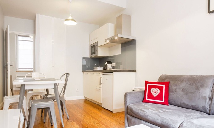 Matabiau Apartment | T2 36m² Charme Près de la Place du Capitole, Parking, Terrasse, Jardinet