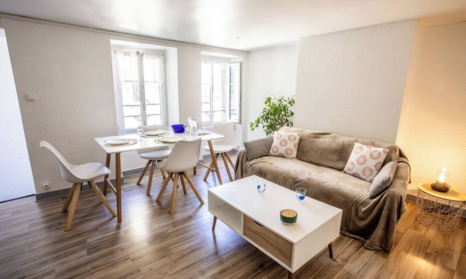 Cherbourg-en-Cotentin Apartment | T2 52 m2 in the heart of town, simple and comfortable, ready to live in!