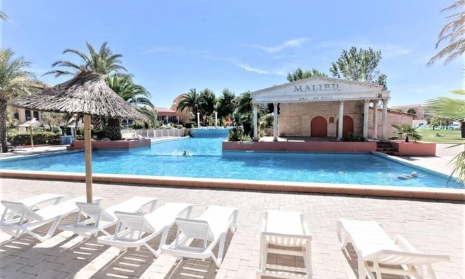Les Hauts de Canet Apartment | T2 apartment with parking and swimming pool in the residence 5min from the beach