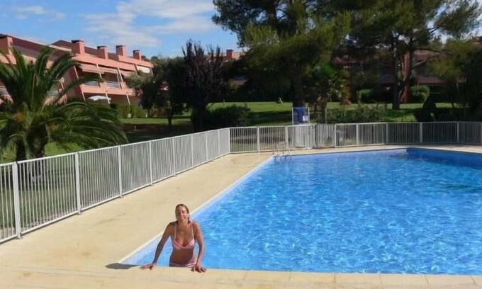 Le Pradet Apartment | T2 by the sea, 150 m to the beach/sea, TOPP prices, FREE: WLAN, pool, tennis