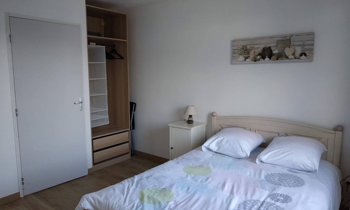 Quincampoix Apartment | T2 in the center of the village, 13kms from Rouen
