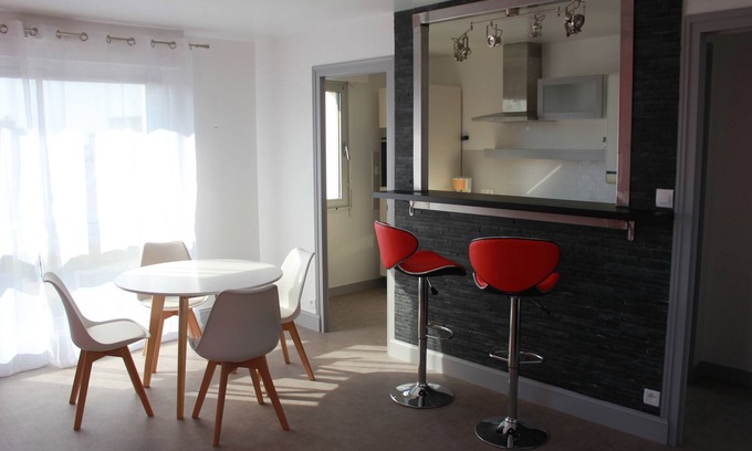 Quimper Apartment | T2 Near exhibition center