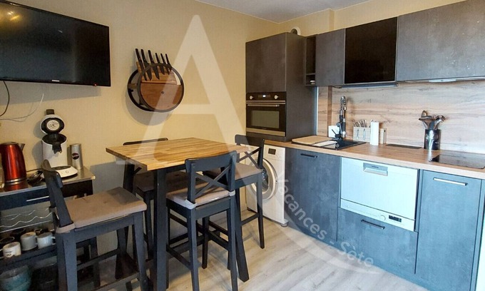 Sete Apartment | T2, parking, 4 personnes, résidence avec piscine