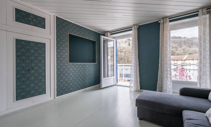 Tenay Apartment | T3 old charm - Mountain, river, station on foot