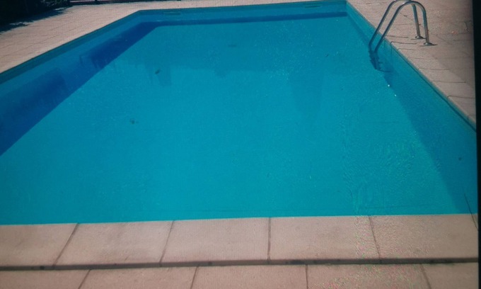 Castelnau-d'Estretefonds Apartment | T3 swimming pool jacuzzi