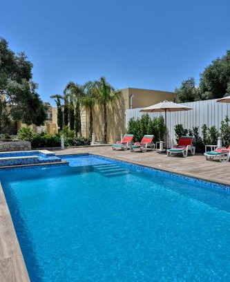 Ghajnsielem Villa | Ta Benna Villa