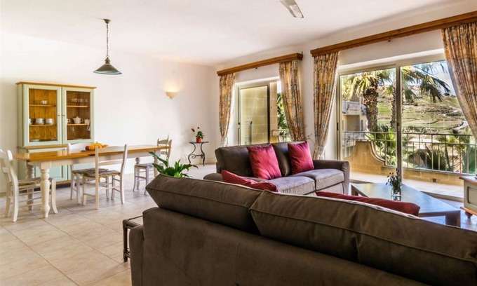 Ta' Għammar Apartment | Ta Frenc Apartments L-Għasri