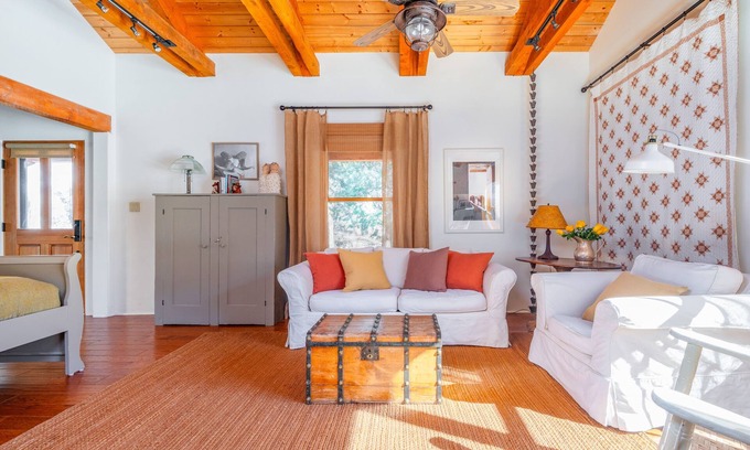 Dixon Cottage | Take Me to the River: Stylish Cottage in Gorgeous Canyon on the Embudo River